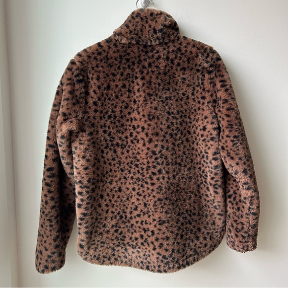 Abercrombie and Ficth Half Zip Animal Print Sweater - Picture 4 of 5
